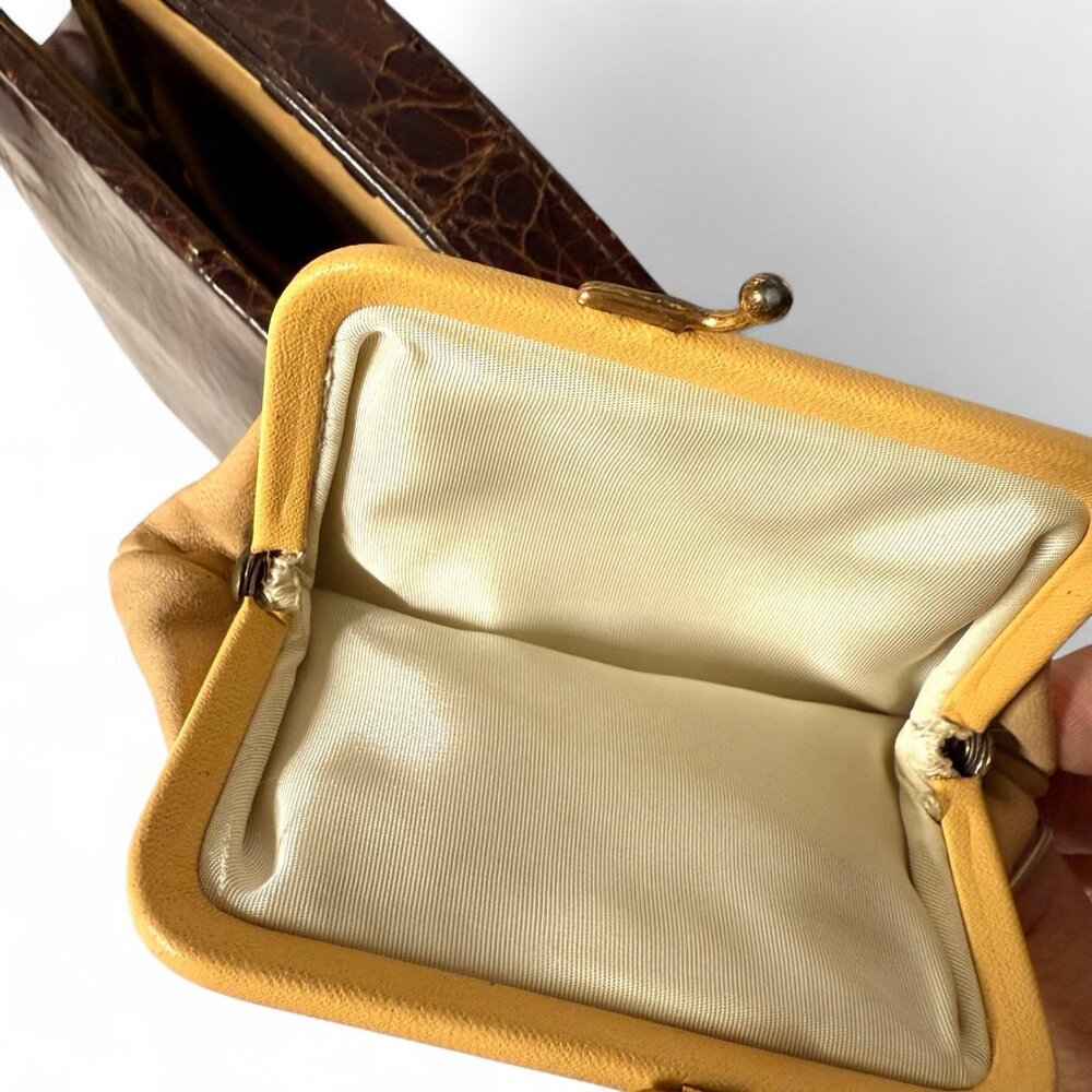 Vintage Alligator Skin Leather Handbag with Coin Purse - Picture 11 of 15